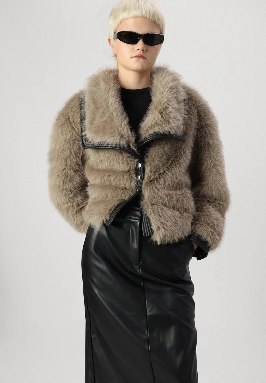 ONLY - Xhakete pellush kaf me detaje lekure