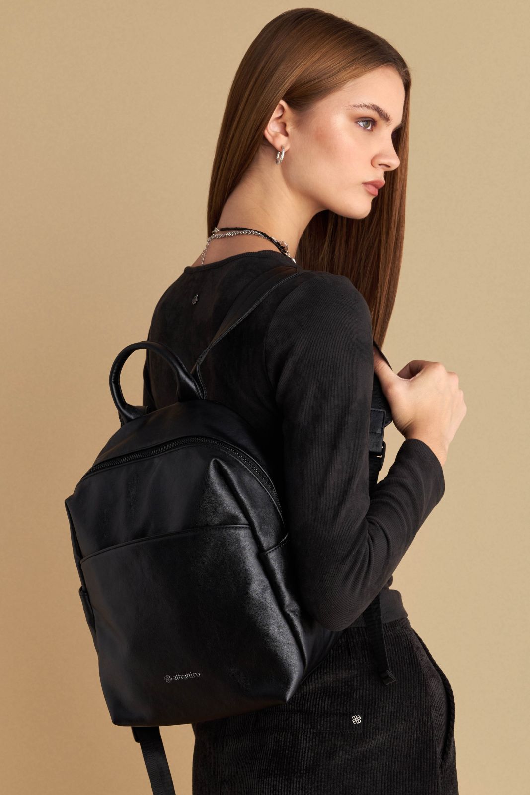 attrattivo - Cante lekure shpine ne ngjyren kafe