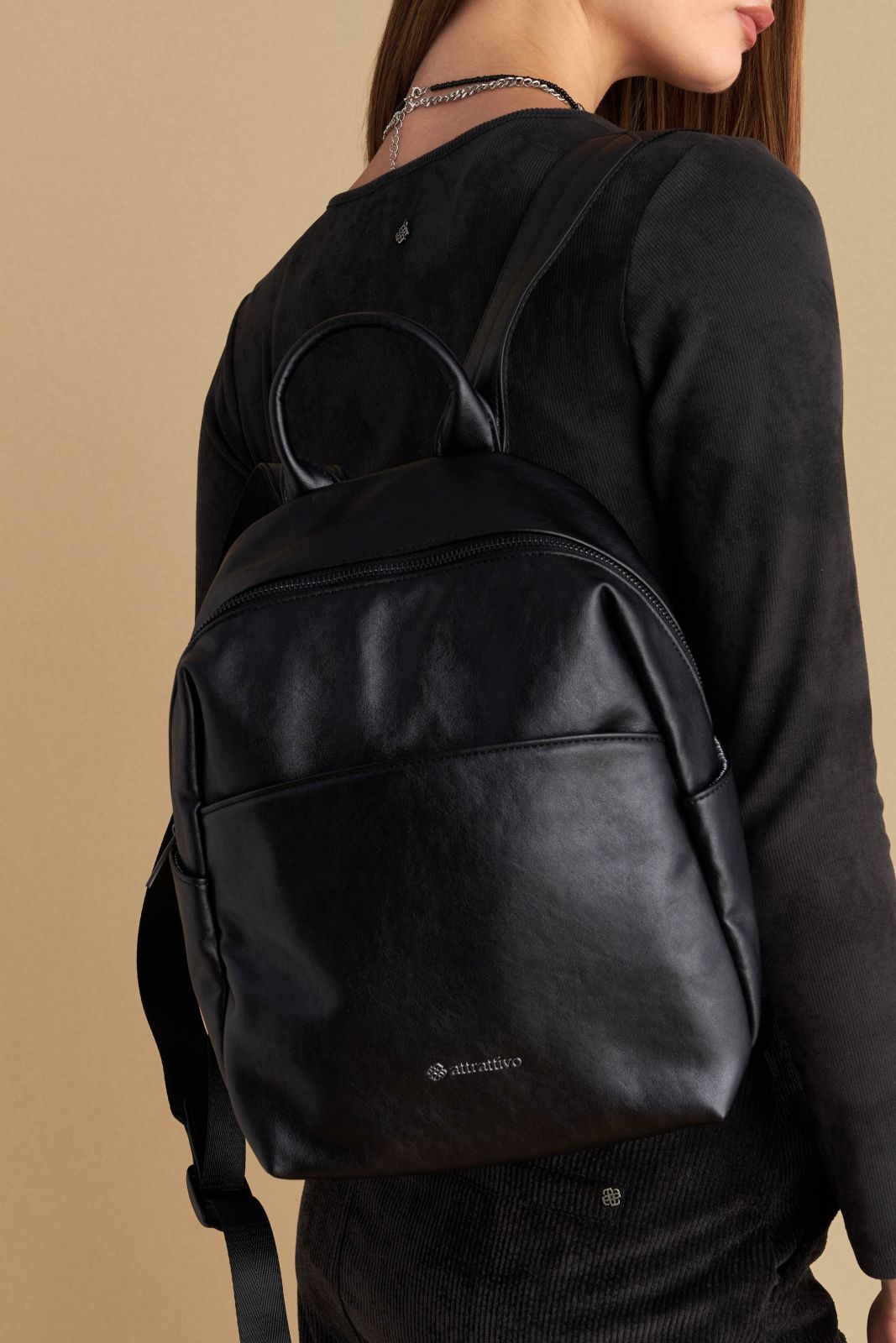 attrattivo - Cante lekure shpine ne ngjyren kafe