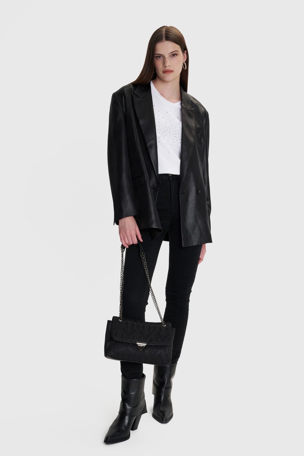 ALE - Cante e zeze krahu me dizenjo dantelle dhe zinxhir