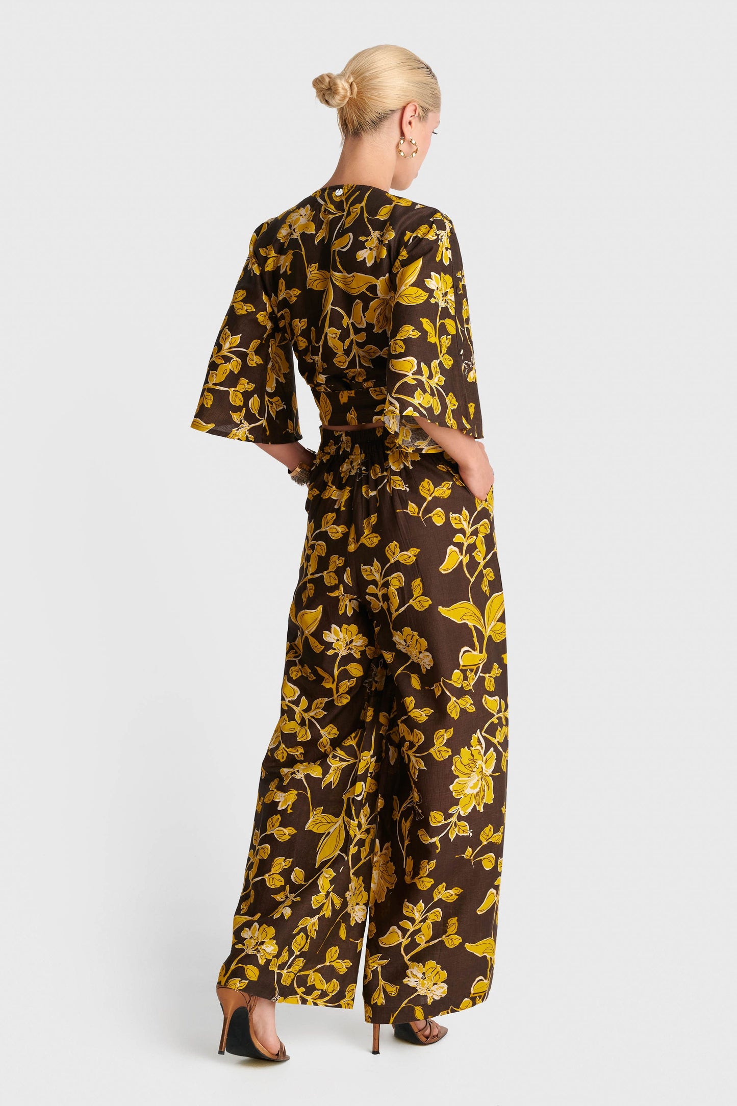 ALE - Set bluze dhe pantallona me motive florale