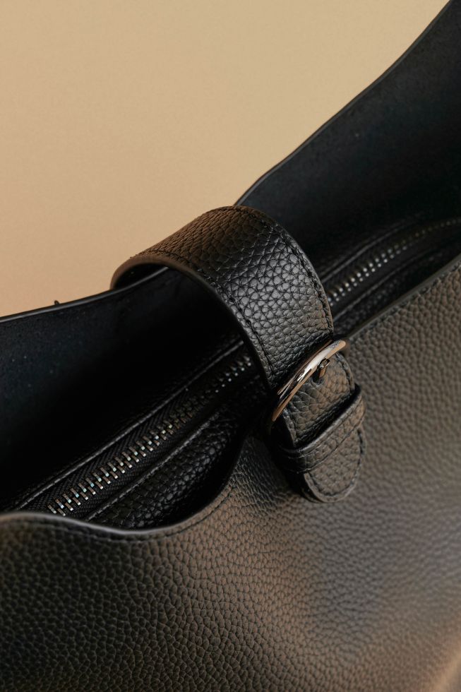 attrattivo - Cante supi bezhe dhe e zeze