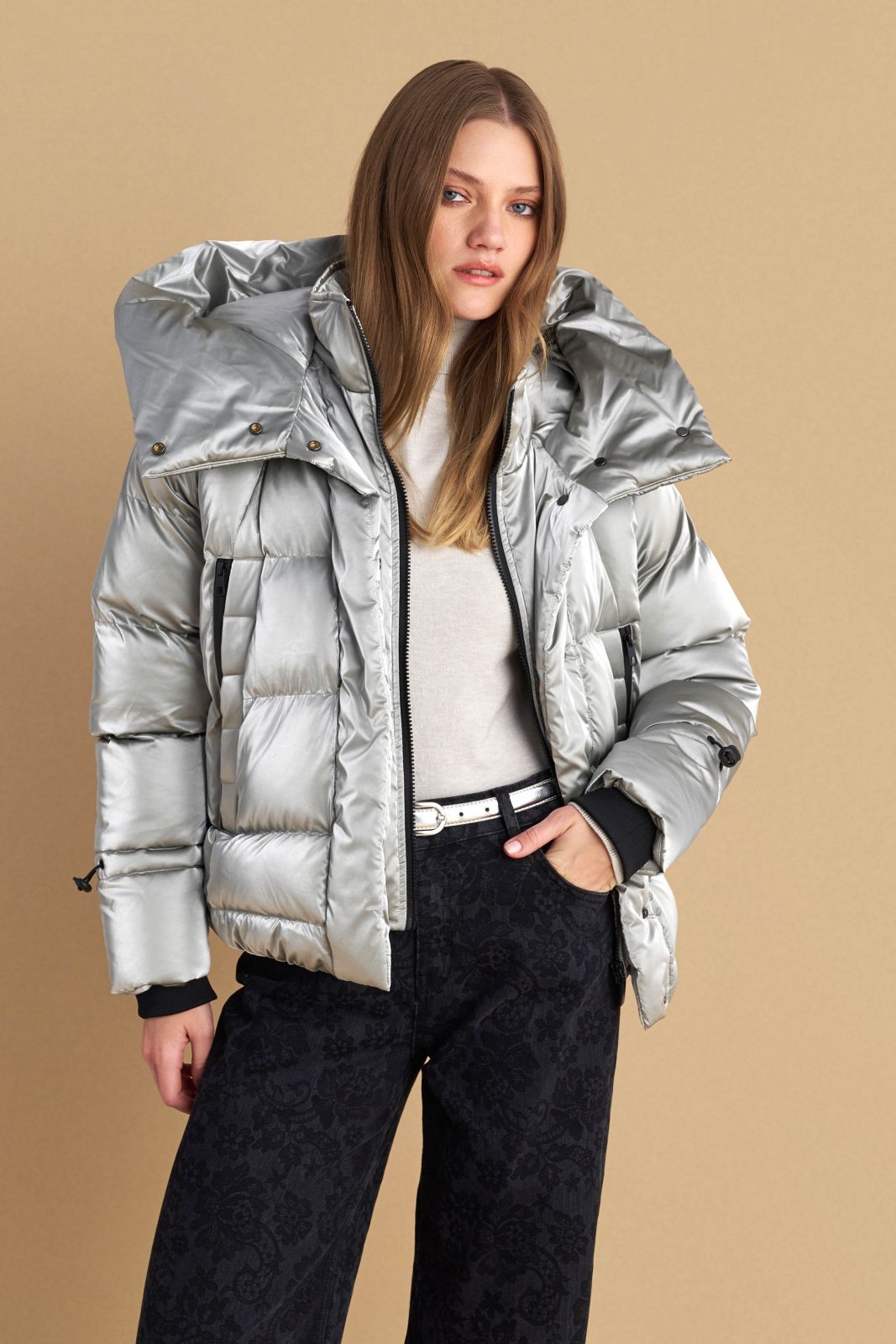 attrattivo - Xhup i shkurter i kuq dhe gri