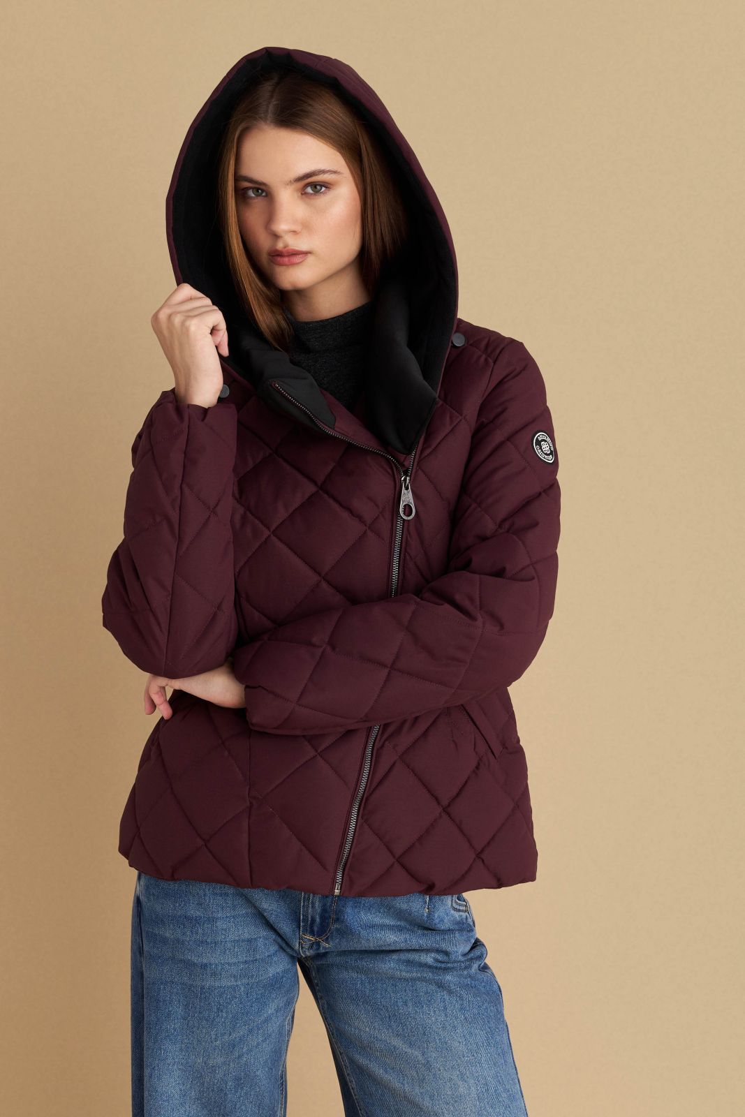 attrattivo - Xhup vishnje dhe i zi me kapuc