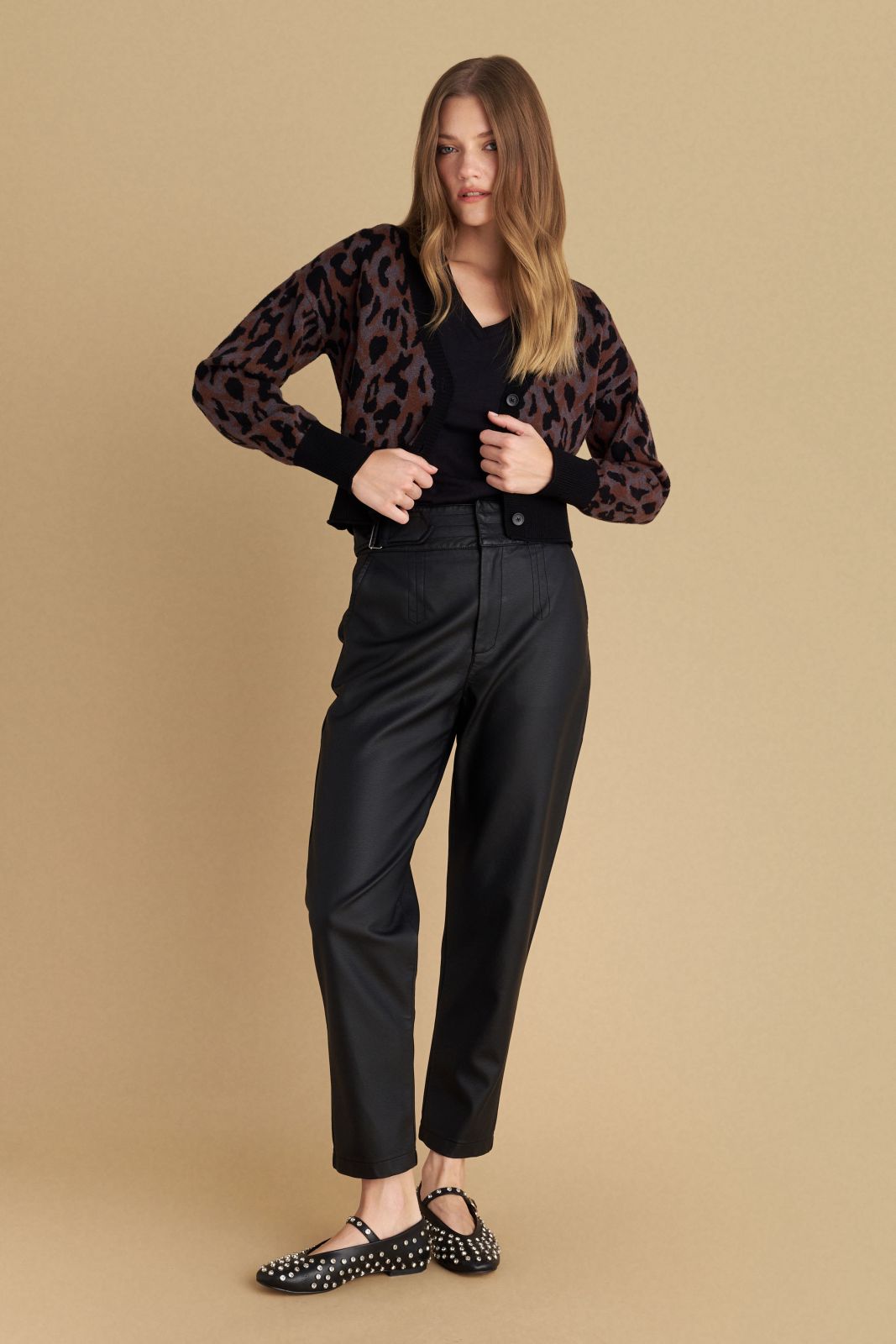 attrattivo - Cardigan i shkurter shumengjyresh me printe leopardi