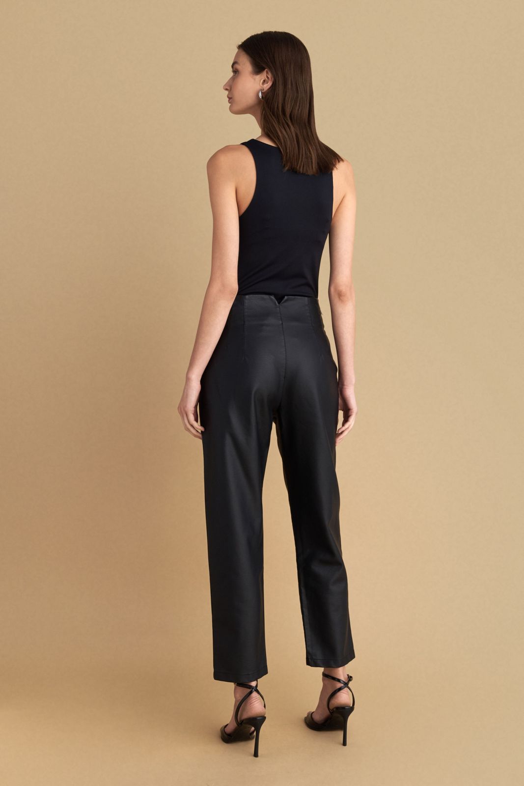 attrattivo - Pantallona te drejta lekure kafe dhe te zeza