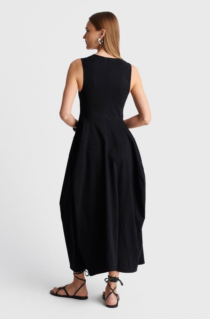 ALE - Fustan i zi trecereksh me xhepa