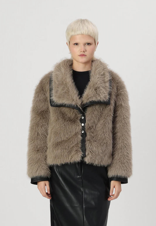 ONLY - Xhakete pellush kaf me detaje lekure