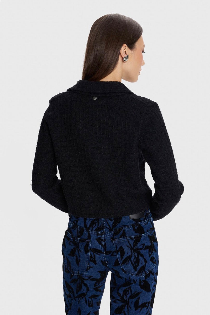 ALE - Xhakete e zeze e shkurter me kopsa