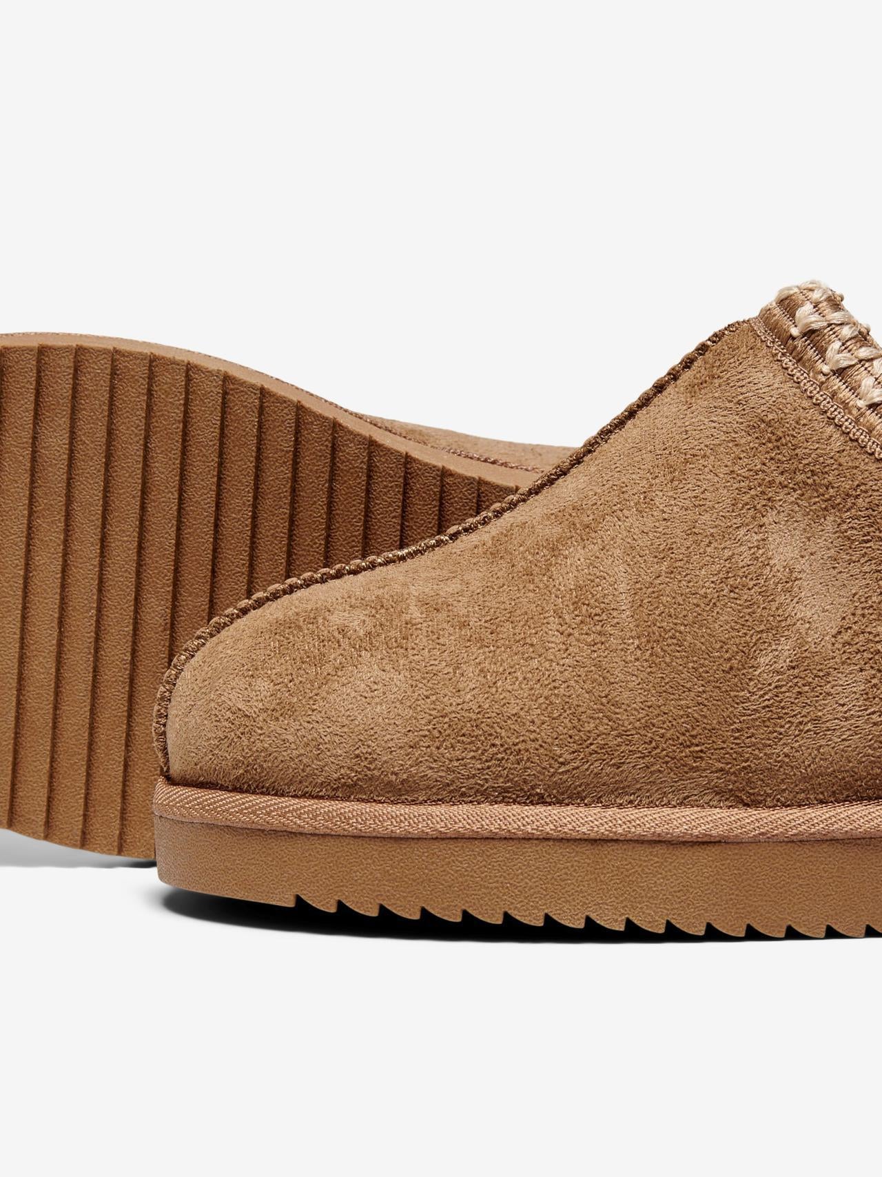 ONLY - Kepuce kafe stil uggs
