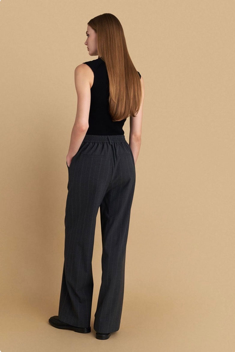 attrattivo - Pantallona gri me vija dhe me llastik ne bel