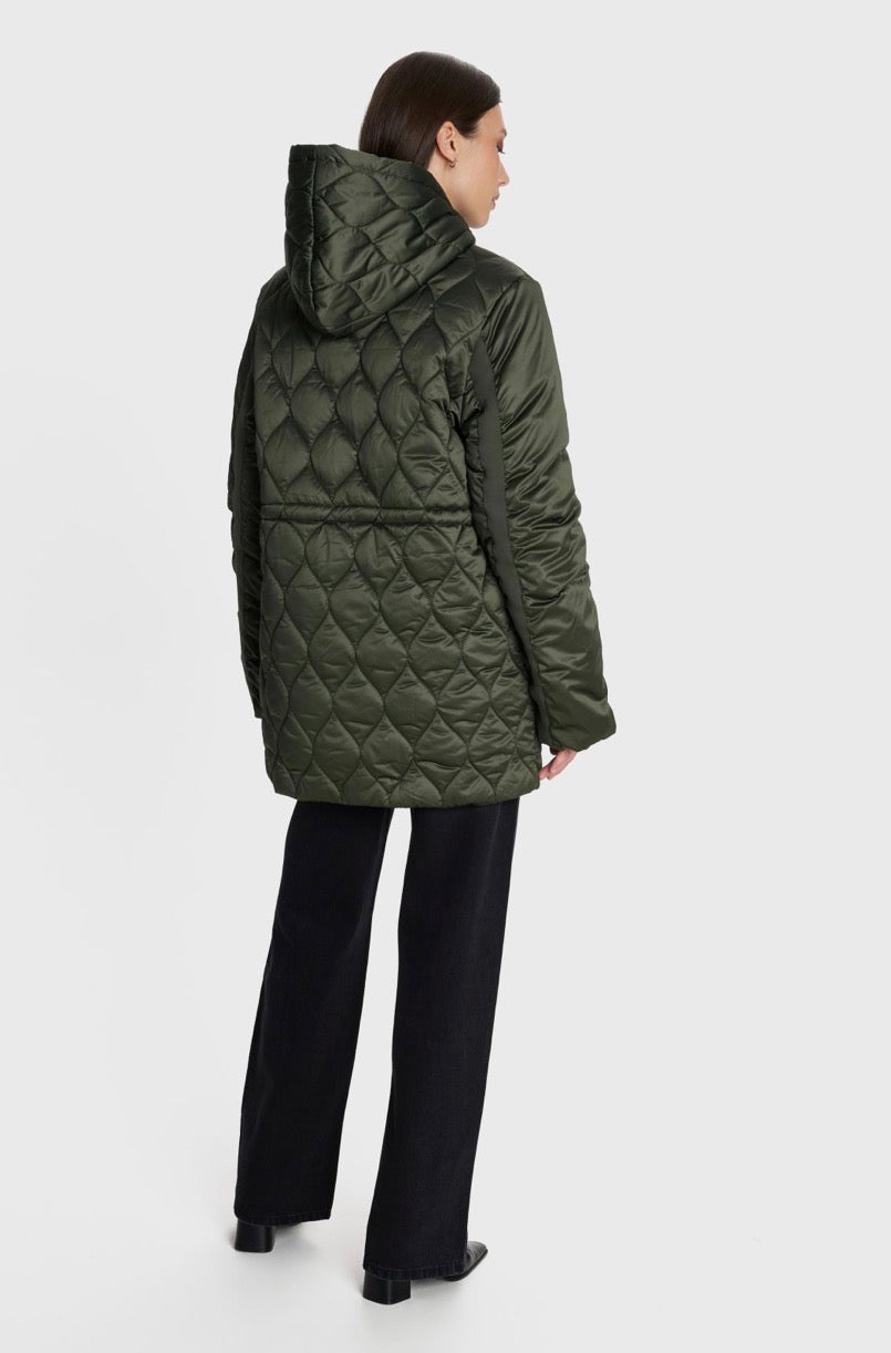 ALE - Xhup jeshil me lidhje ne bel