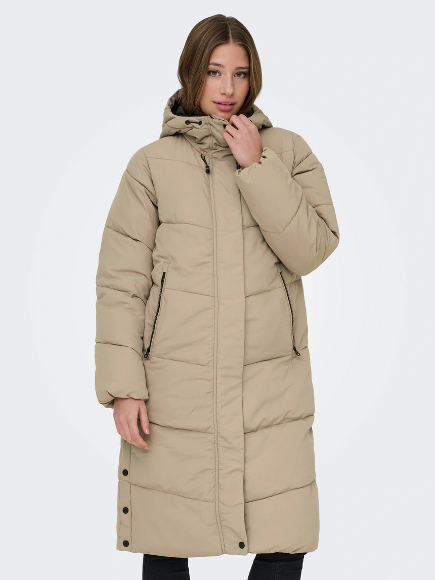 ONLY - Xhup vishnje dhe bezhe me kapuc