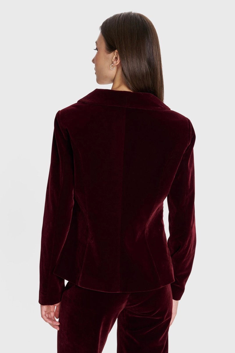 ALE - Xhakete veludhe vishnje dhe e zeze me prerje ne bel