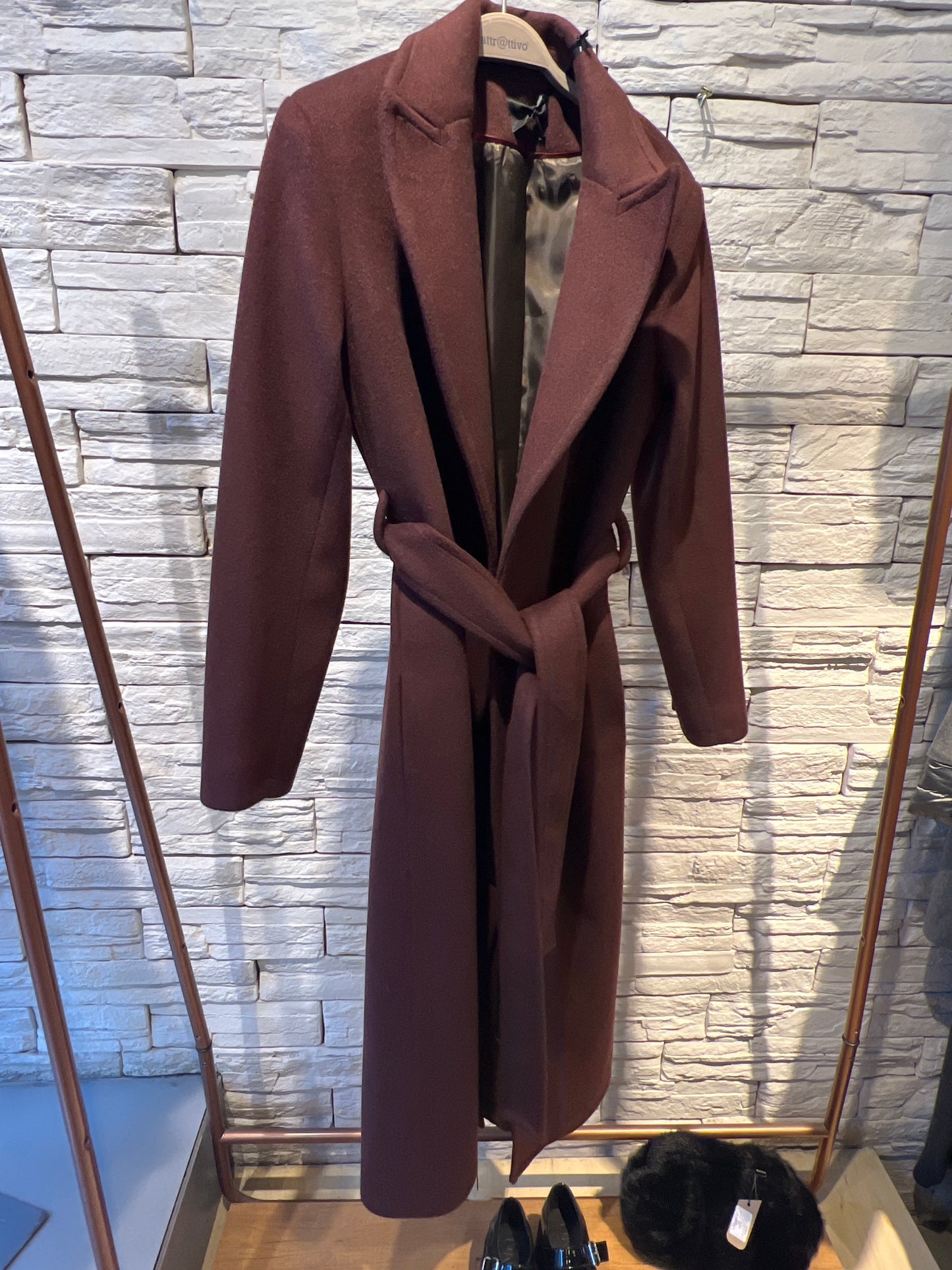 Passager - Pallto e gjate bezhe, e zeze dhe vishnje