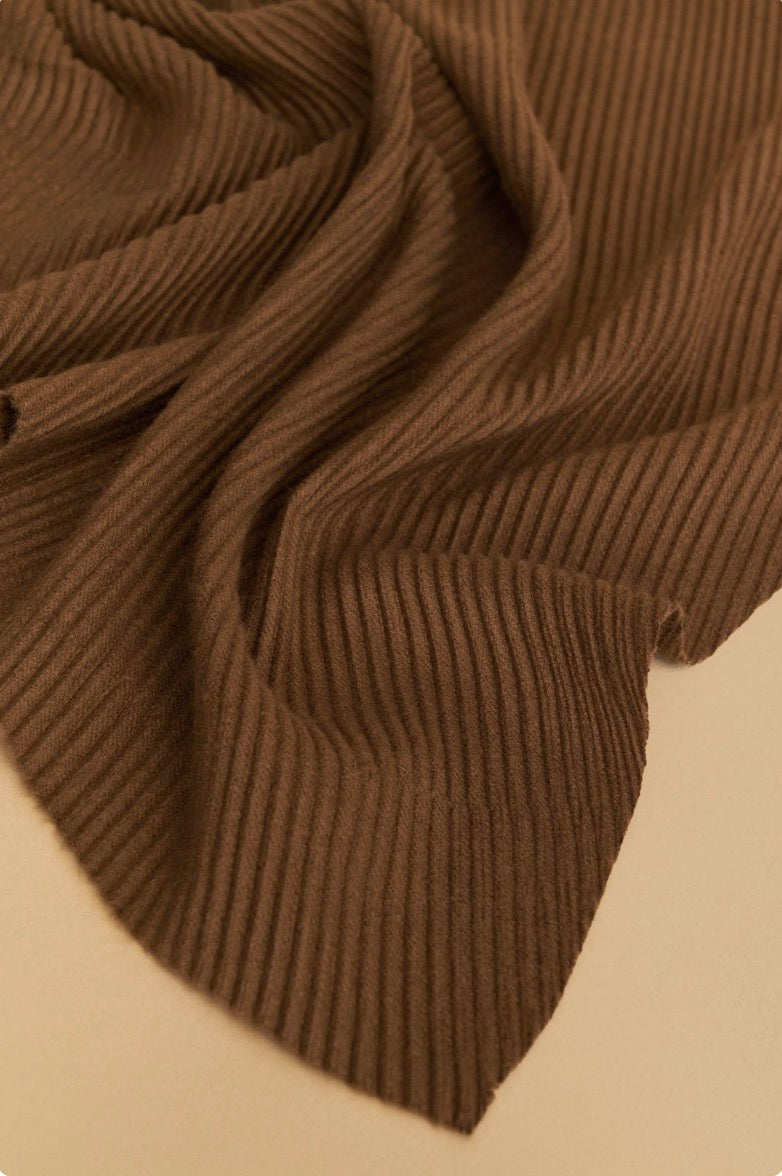 attrattivo - Shall bezhe,blu,kaf, dhe i zi ne material te bute