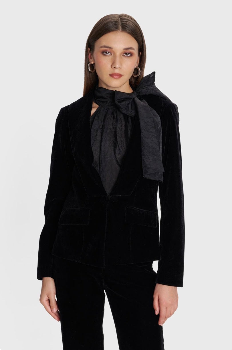 ALE - Xhakete veludhe vishnje dhe e zeze me prerje ne bel