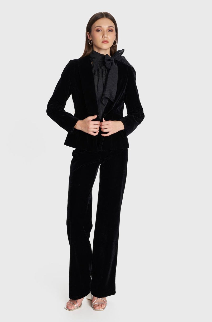 ALE - Xhakete veludhe vishnje dhe e zeze me prerje ne bel