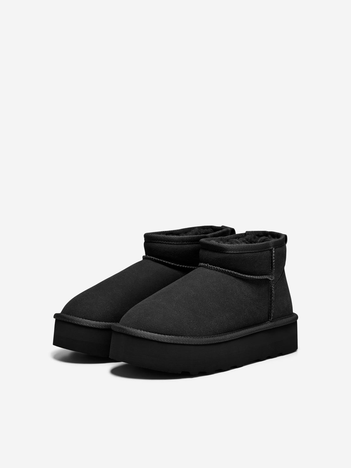 ONLY - Kepuce stil uggs me qafe ne ngjyren kafe, kamel dhe te zeze