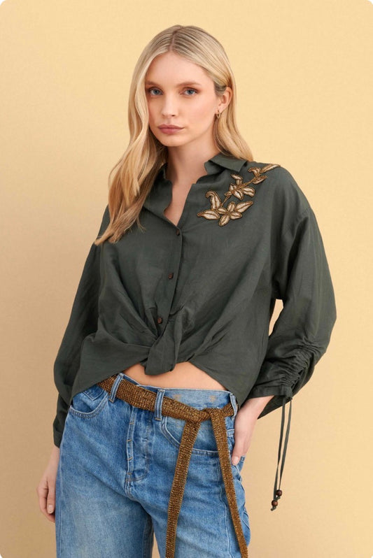 attrattivo - Kemishe jeshile dhe e bardhe me detaje