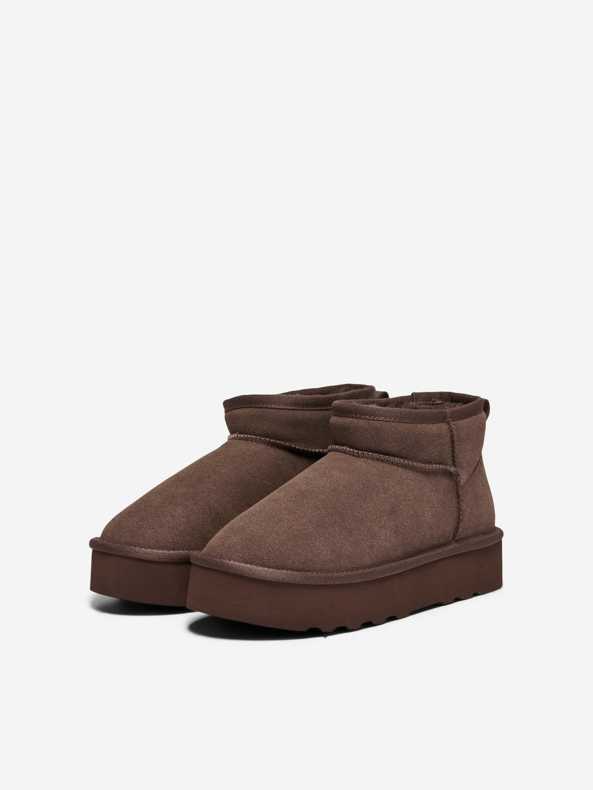 ONLY - Kepuce stil uggs me qafe ne ngjyren kafe, kamel dhe te zeze
