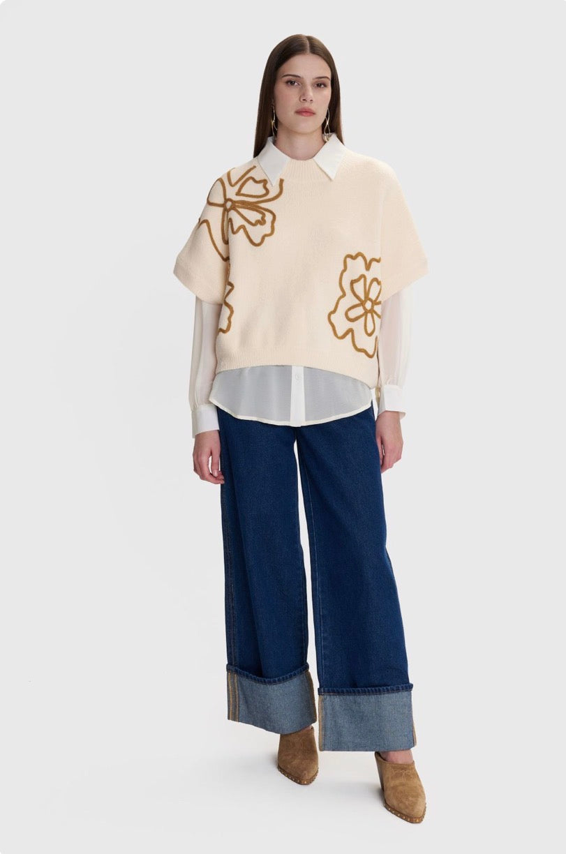 ALE - Bluze bezhe e thurur me detaje