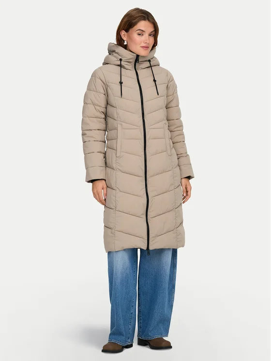 ONLY - Xhup i gjate bezhe dhe i zi me kapuc