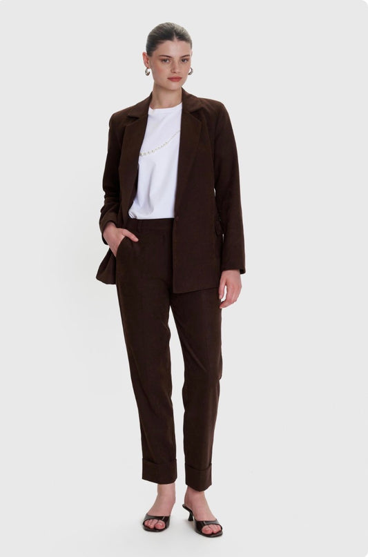 ALE - Kostum xhakete dhe pantallona ne ngjyren kafe