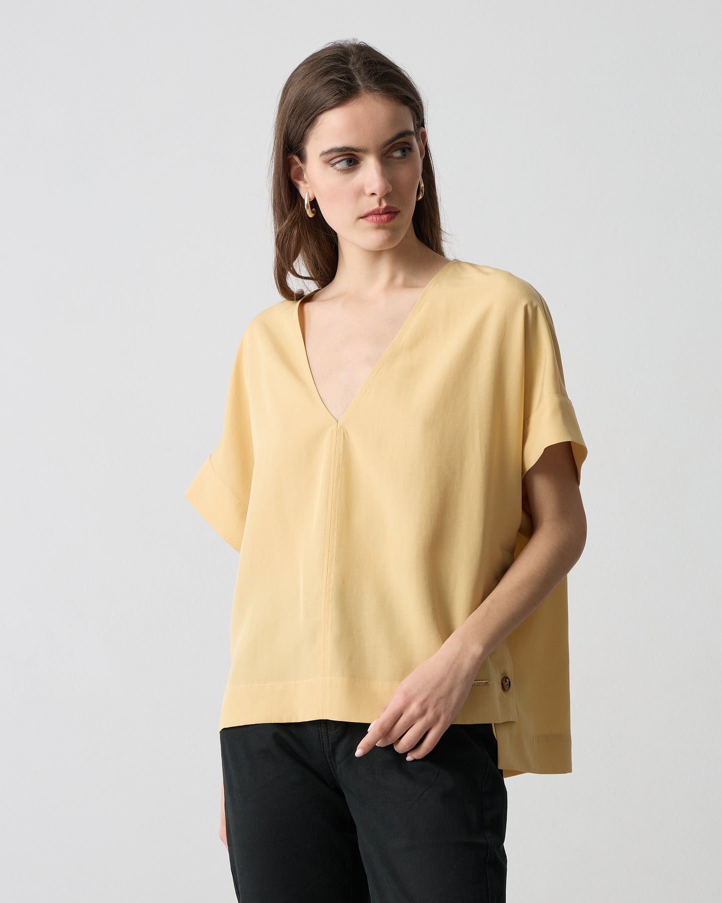 Passager - Bluze e verdhe dhe kafe me jake V dhe detaje ne ane