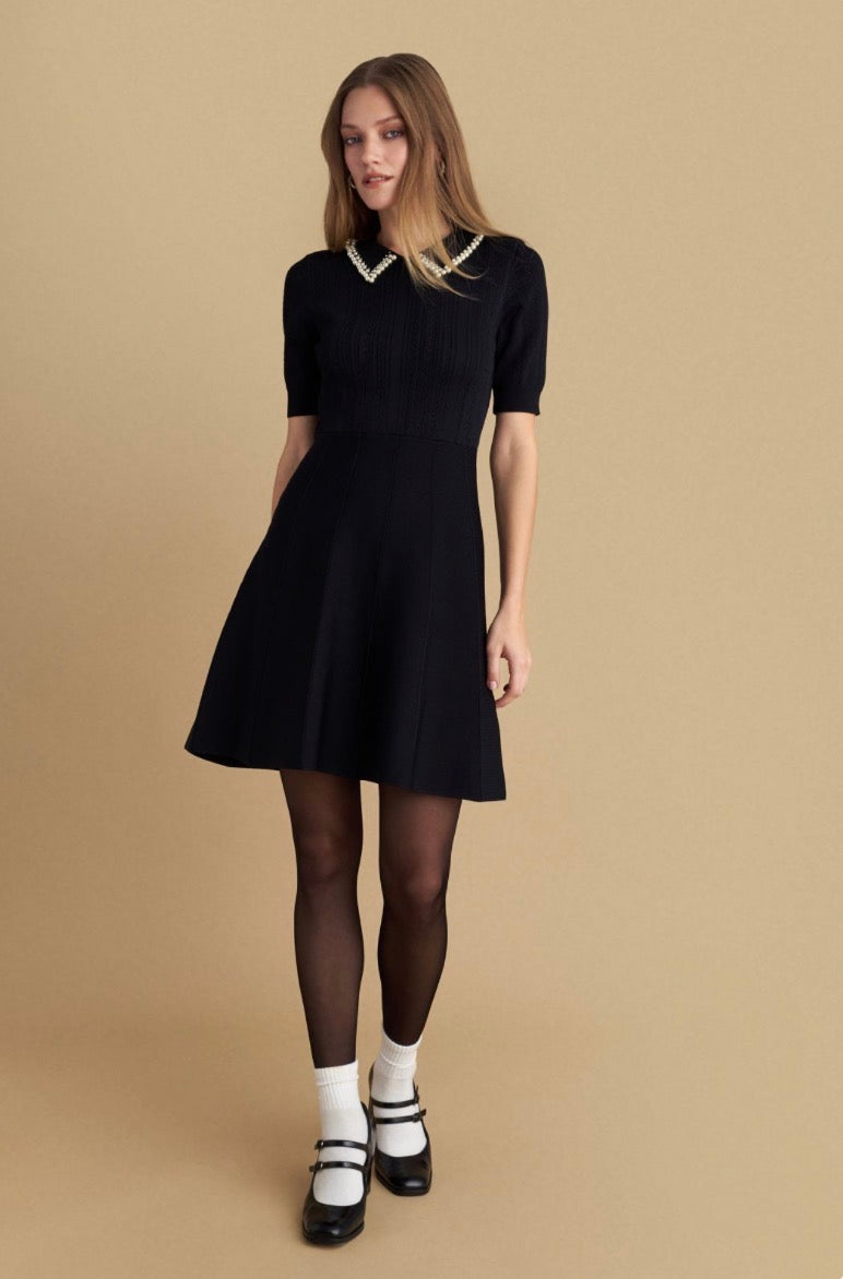 attrattivo - Fustan i shkurter bezhe dhe i zi me perla dekorative