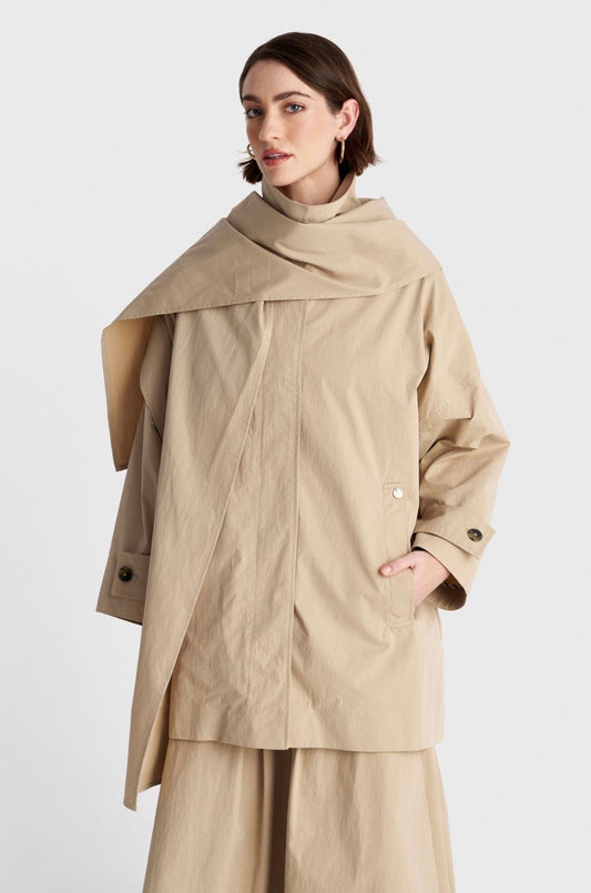 ALE - Xhakete pardesy bezhe e shkurter me shall te shkeputshem