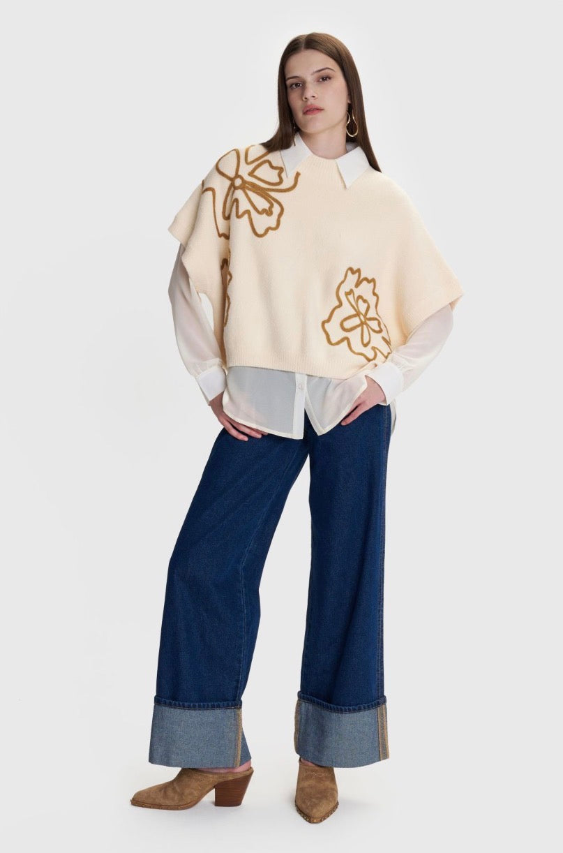 ALE - Bluze bezhe e thurur me detaje