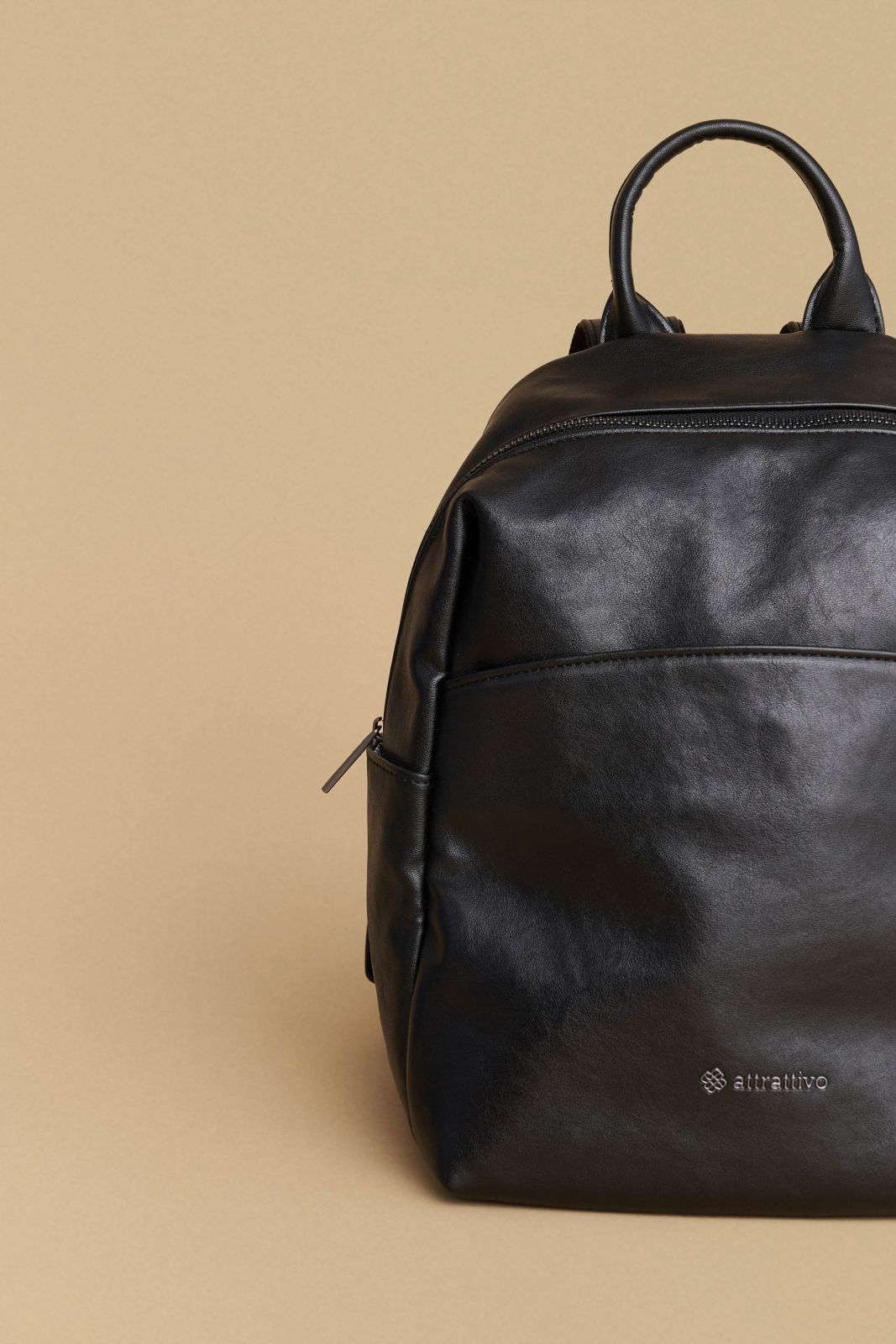 attrattivo - Cante lekure shpine ne ngjyren kafe