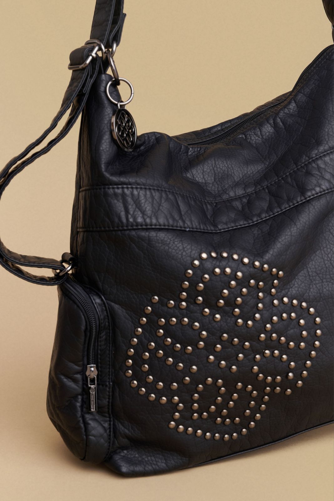 attrattivo - Cante multifunksionale e kuqe dhe e zeze