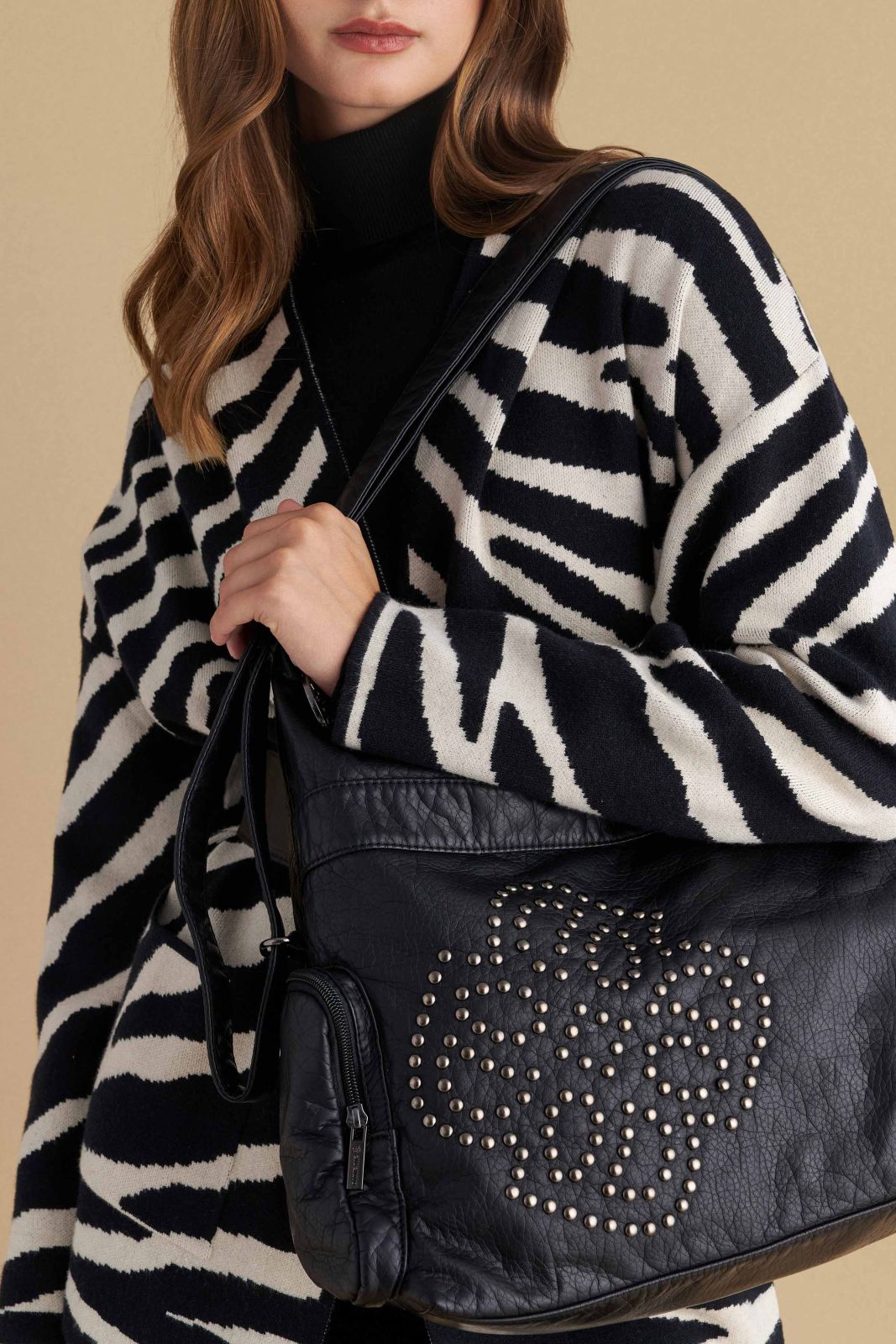 attrattivo - Cante multifunksionale e kuqe dhe e zeze