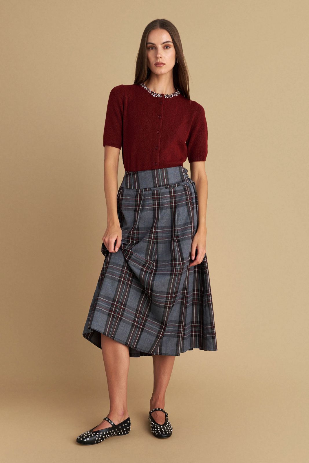 attrattivo - Cardigan i shkurter i kuq dhe roze me elemente dekorative