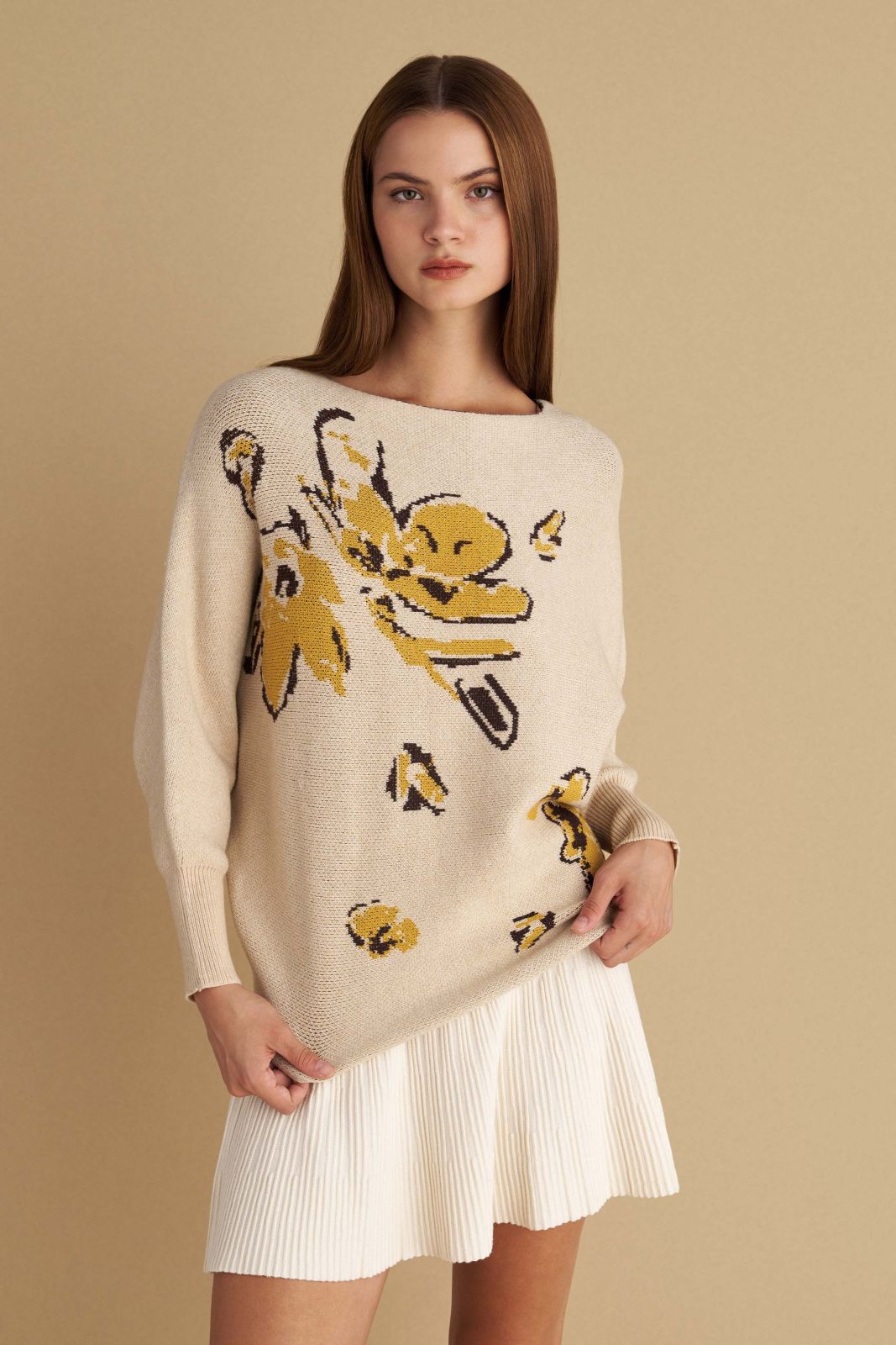 attrattivo - Pulover bezhe me dizajn