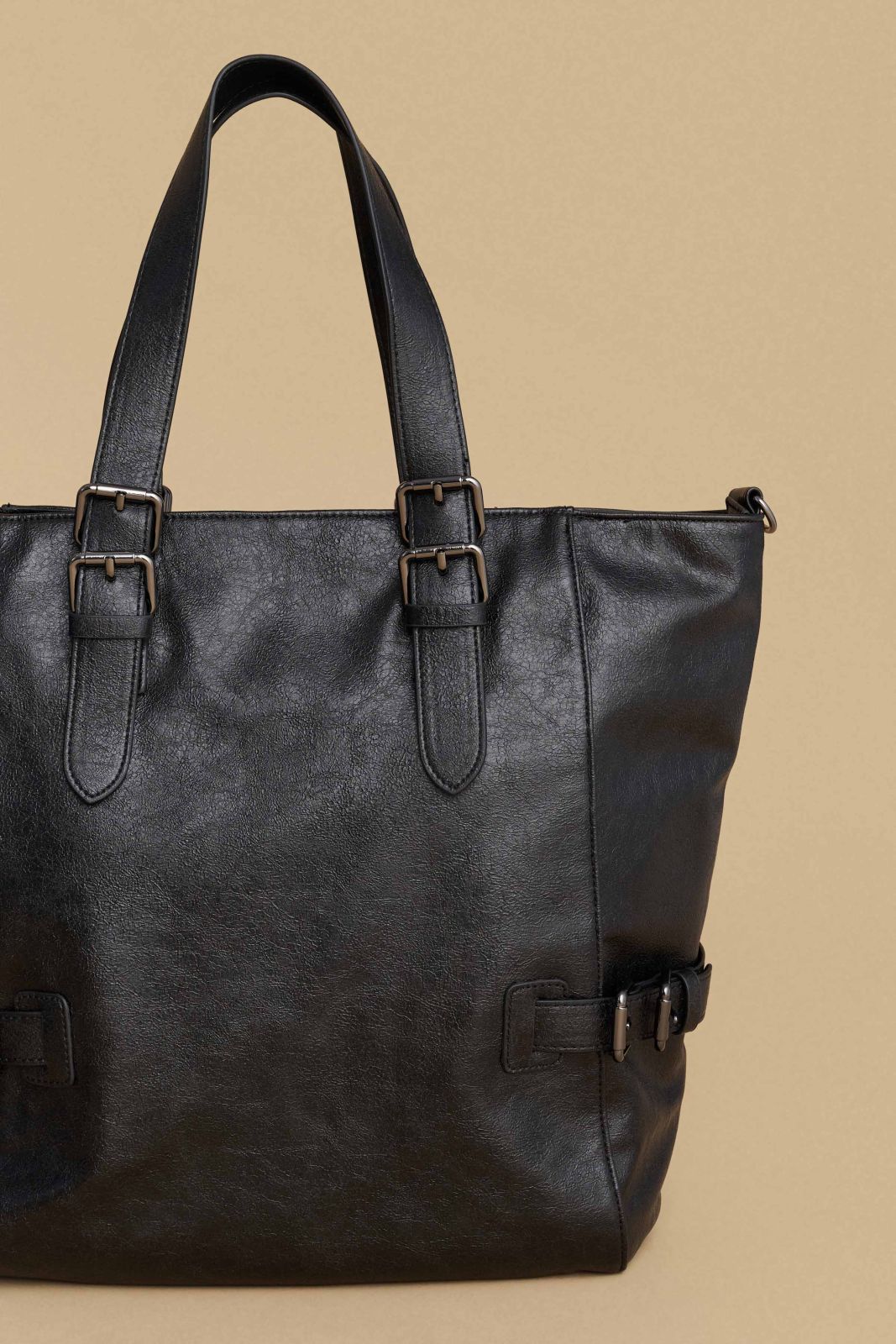 attrattivo - Cante krahu e zeze lekure