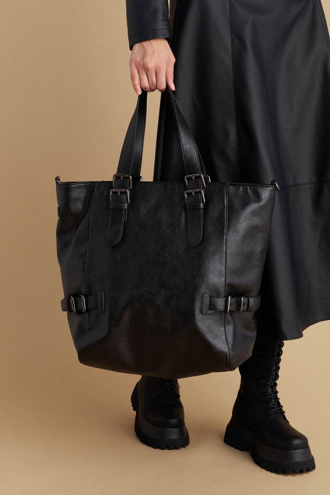 attrattivo - Cante krahu e zeze lekure