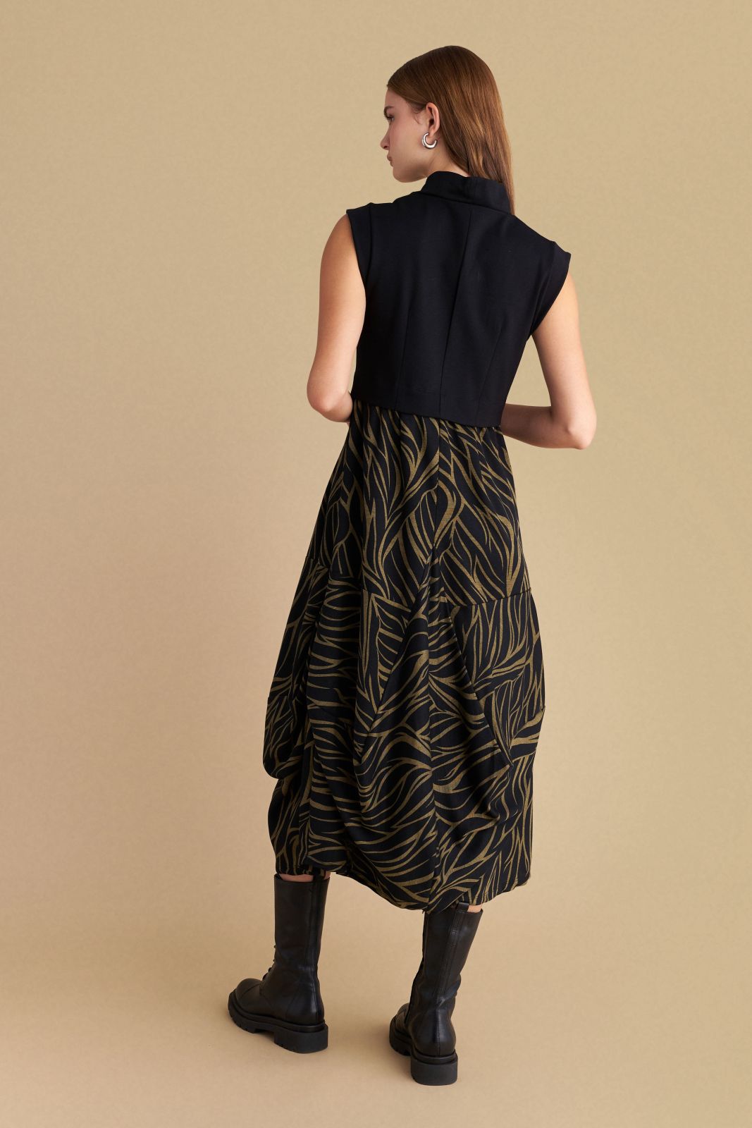 attrattivo - Fustan trecereksh i zi me printe