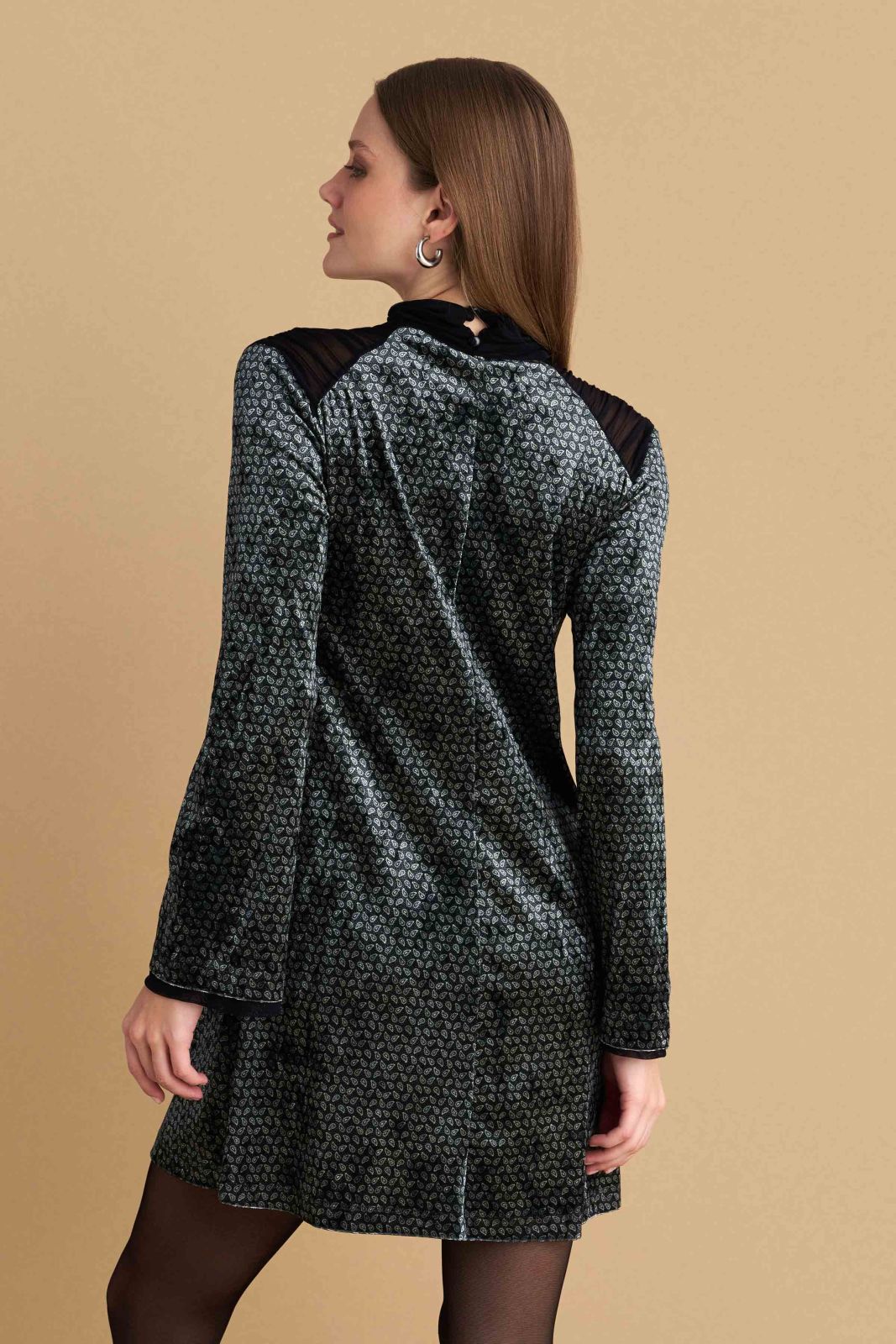 attrattivo - Fustan gri i shkurter veludh