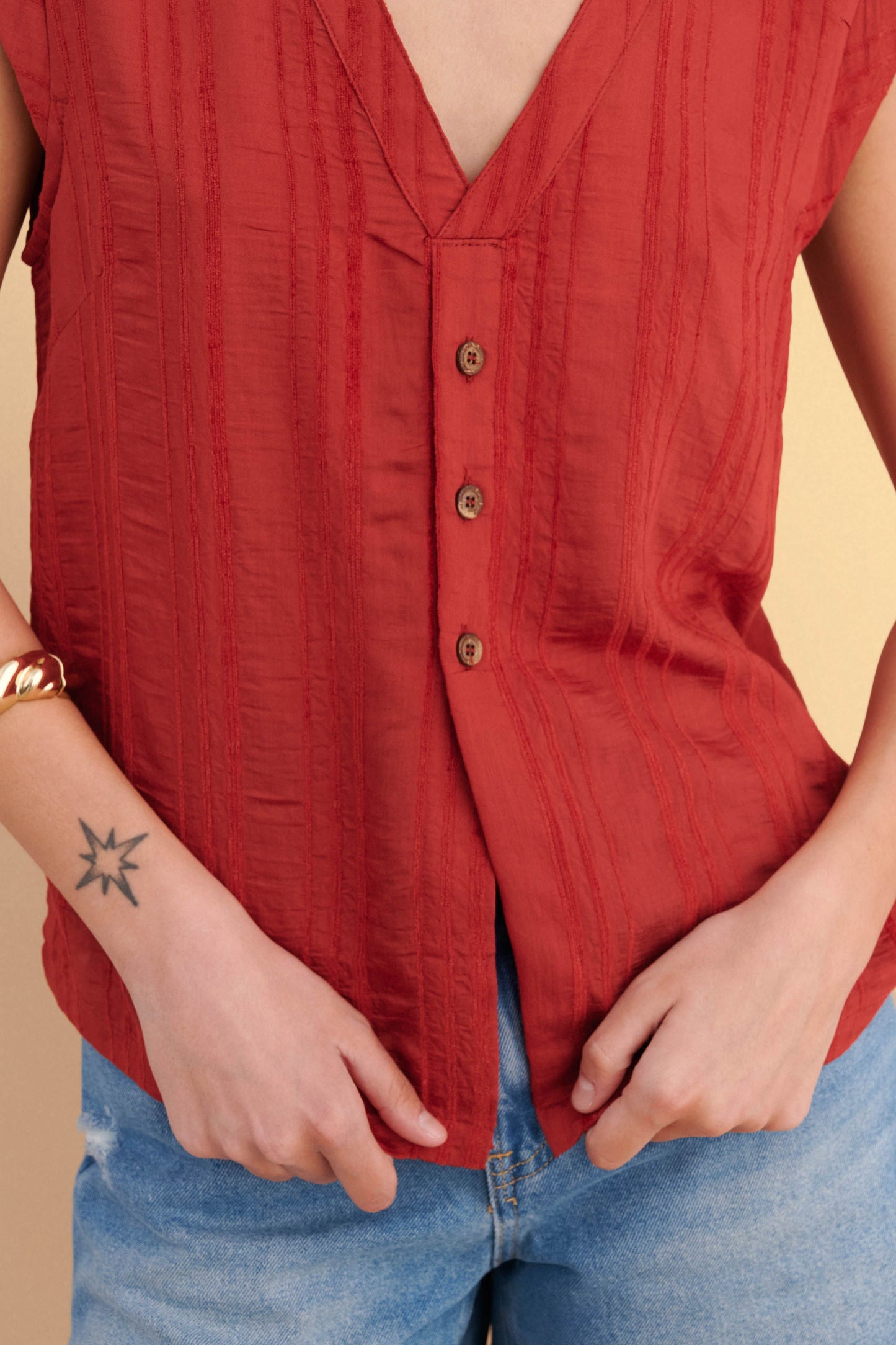 attrattivo - Bluze e kuqe me kopsa