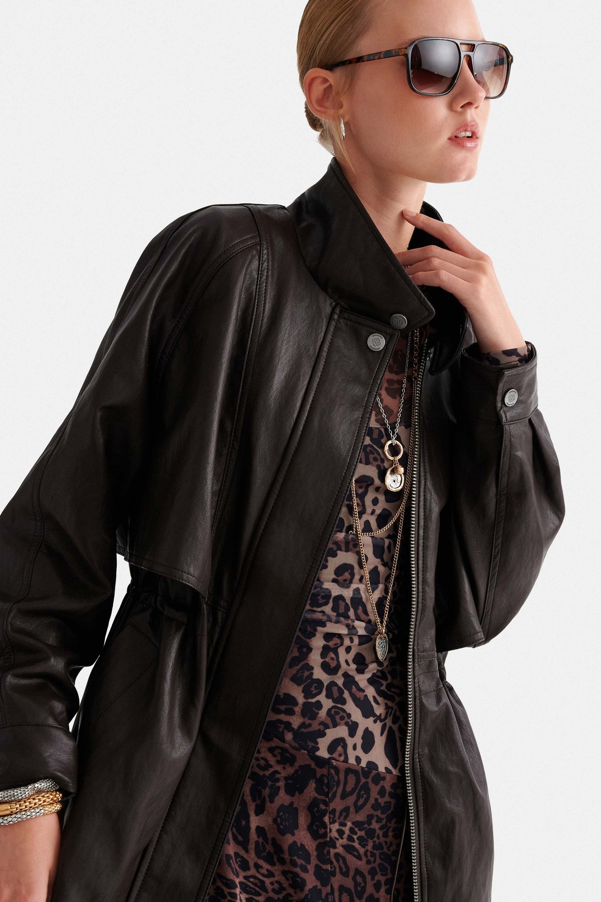 attrattivo - Xhakete lekure kafe stil oversize