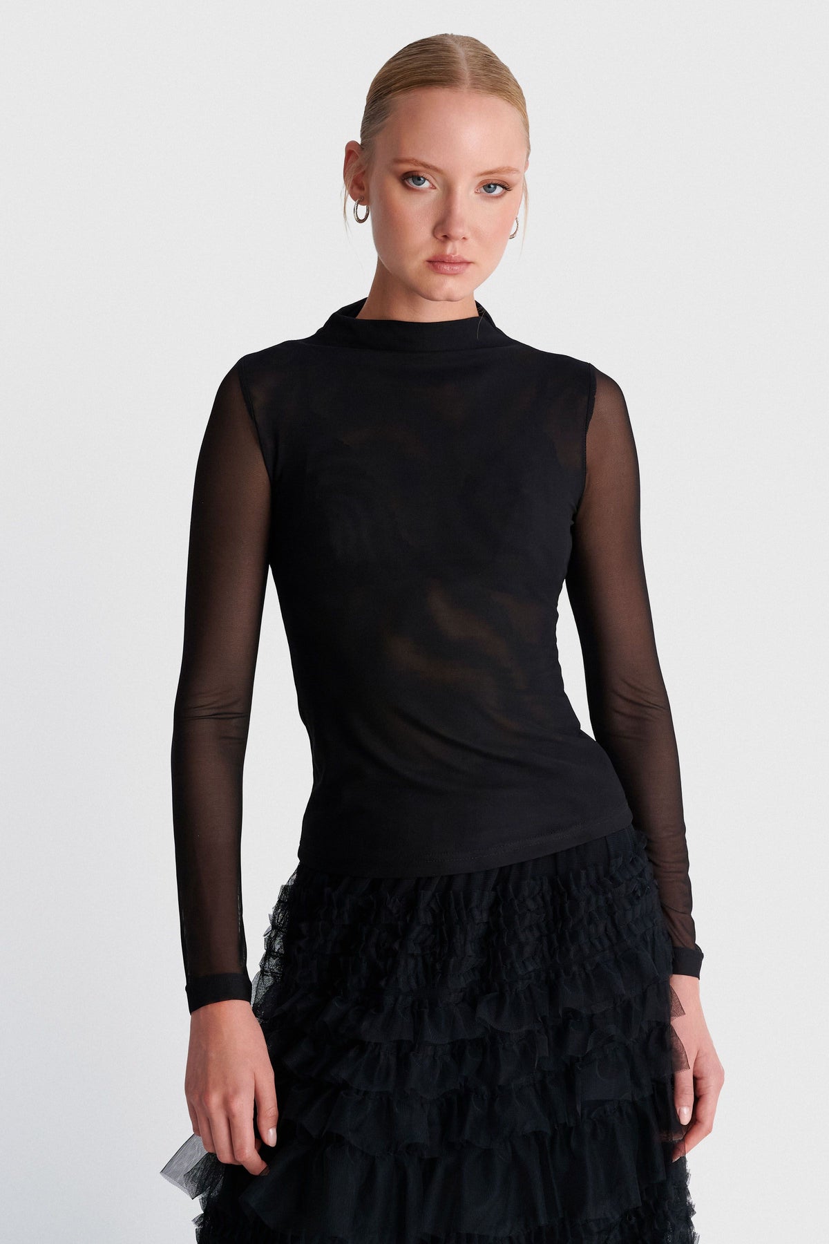 ALE - Bluze transparente e kuqe dhe e zeze