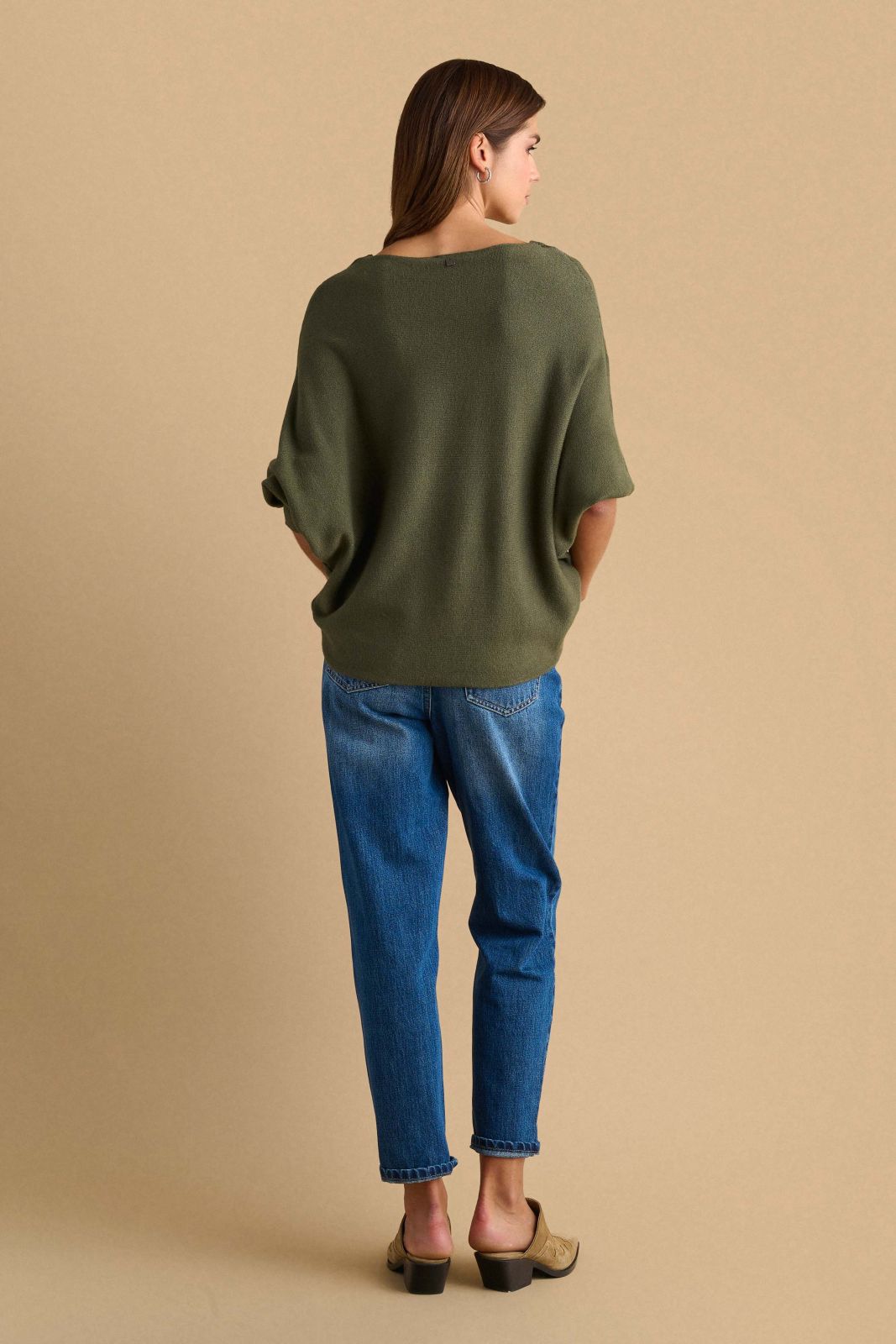 attrattivo - Pulover gri , e zeze , e kuqe dhe jeshile me menge te gjera