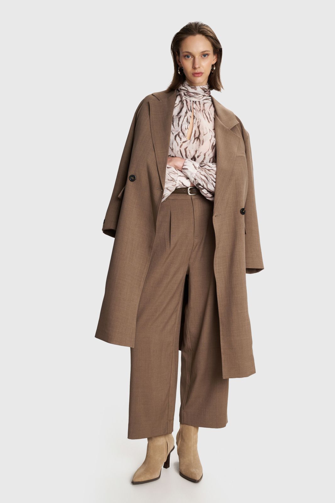 ALE - Bluze kremi me lidhje dhe motive