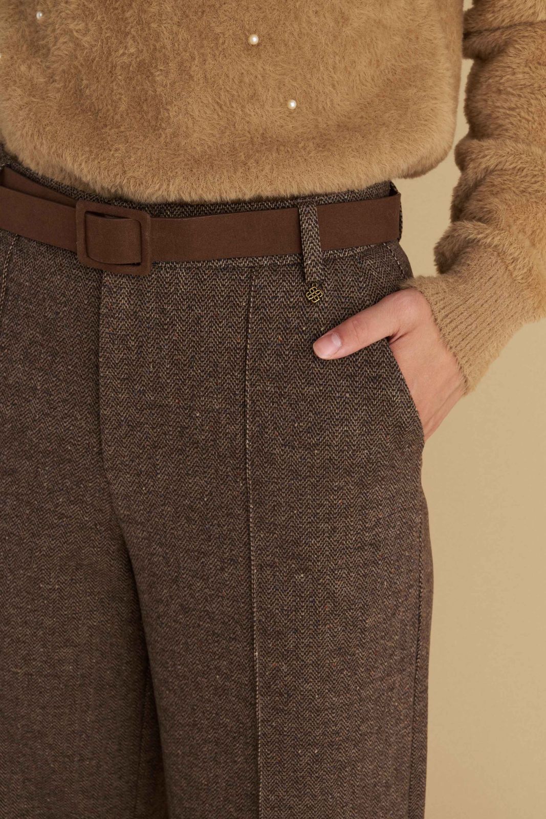 attrattivo - Pantallona kafe stofi me bel te larte dhe rrip