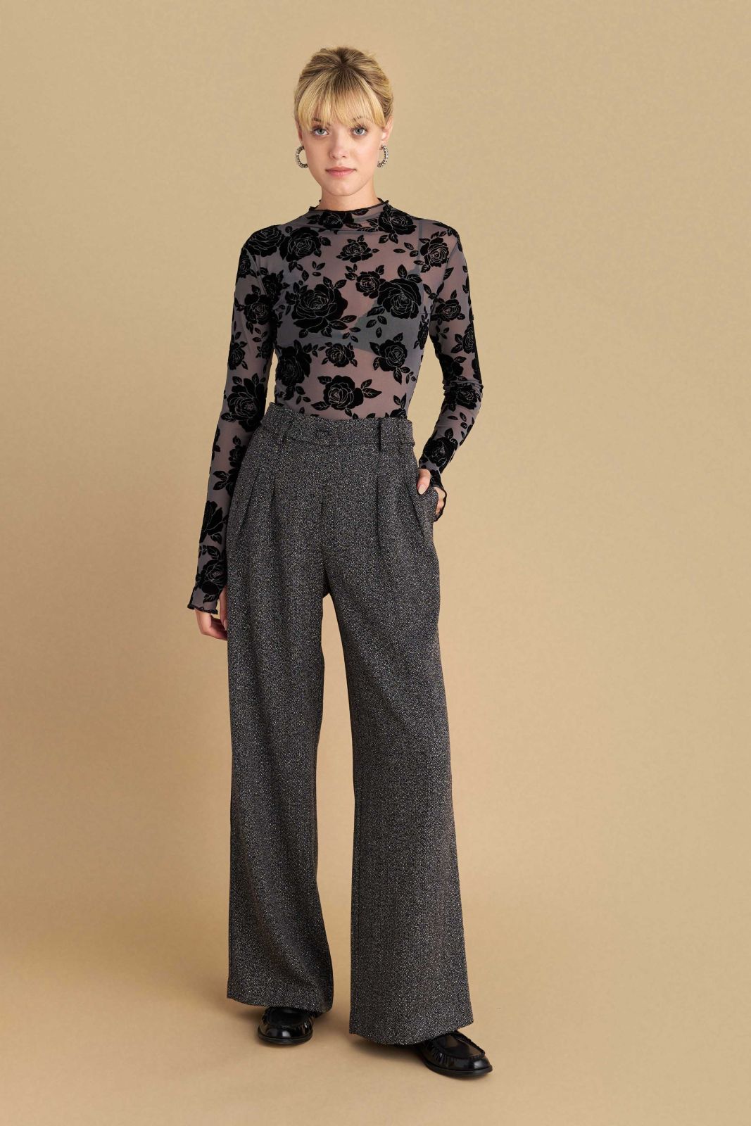 attrattivo - Pantallona stofi gri me prerje te drejte dhe llastik ne bel