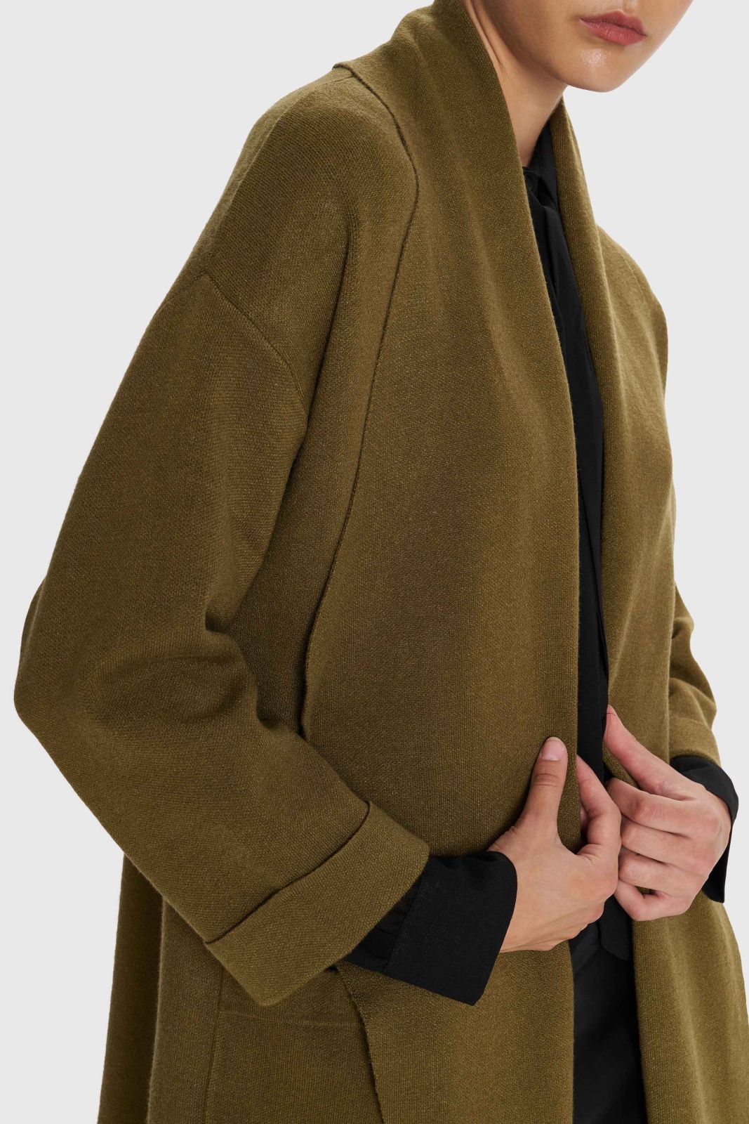 ALE - Cardigan trecereksh jeshil dhe i zi