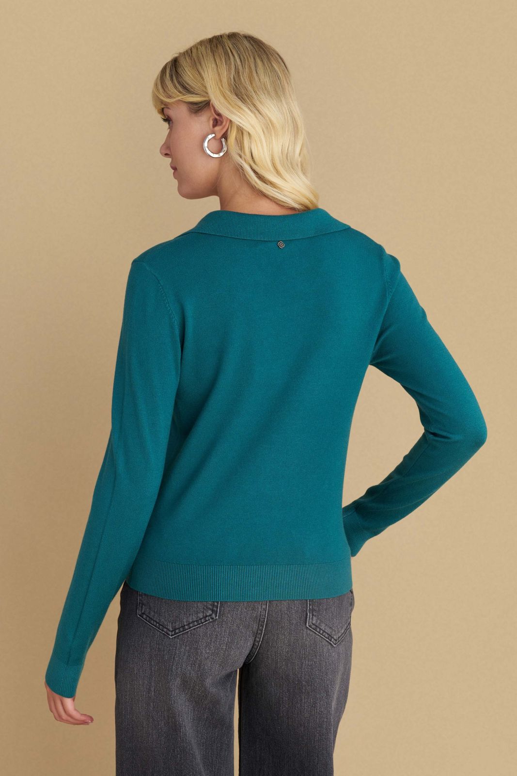 attrattivo - Bluze vishnje ,bezhe ,blu, e zeze  dhe e kuqe me jake V